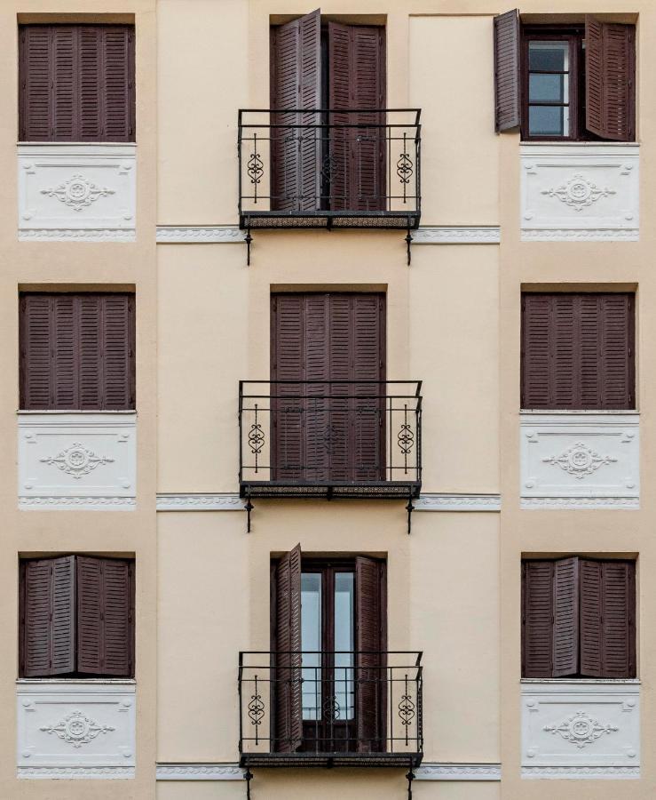 Bob W Arte Aparthotel Madrid Exterior photo